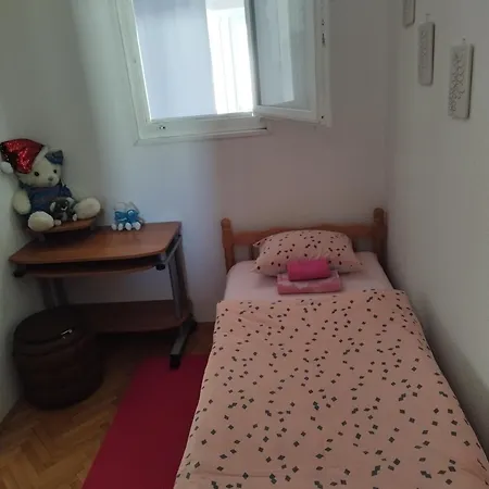 Luka Apartman *